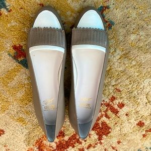 Sz 7 Vintage? G.H Bass Taupe and White Loafer. New!